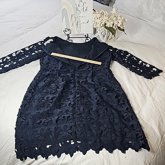 Loft Floral Lace Design Navy Blue Dress rounded scoop neck Mother of the bride - Picture 12 of 14